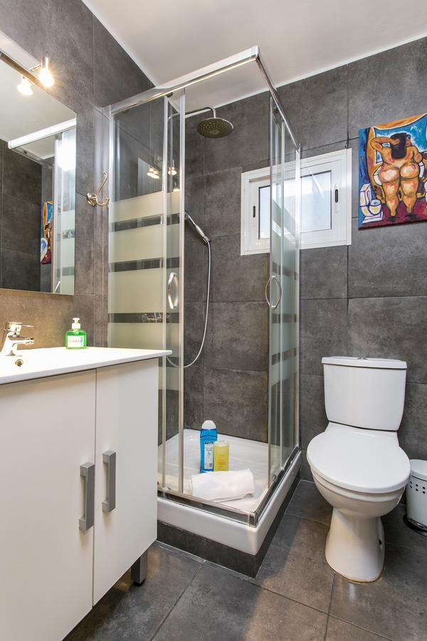 Apartamento Baba L’Hospitalet de Llobregat Exterior foto