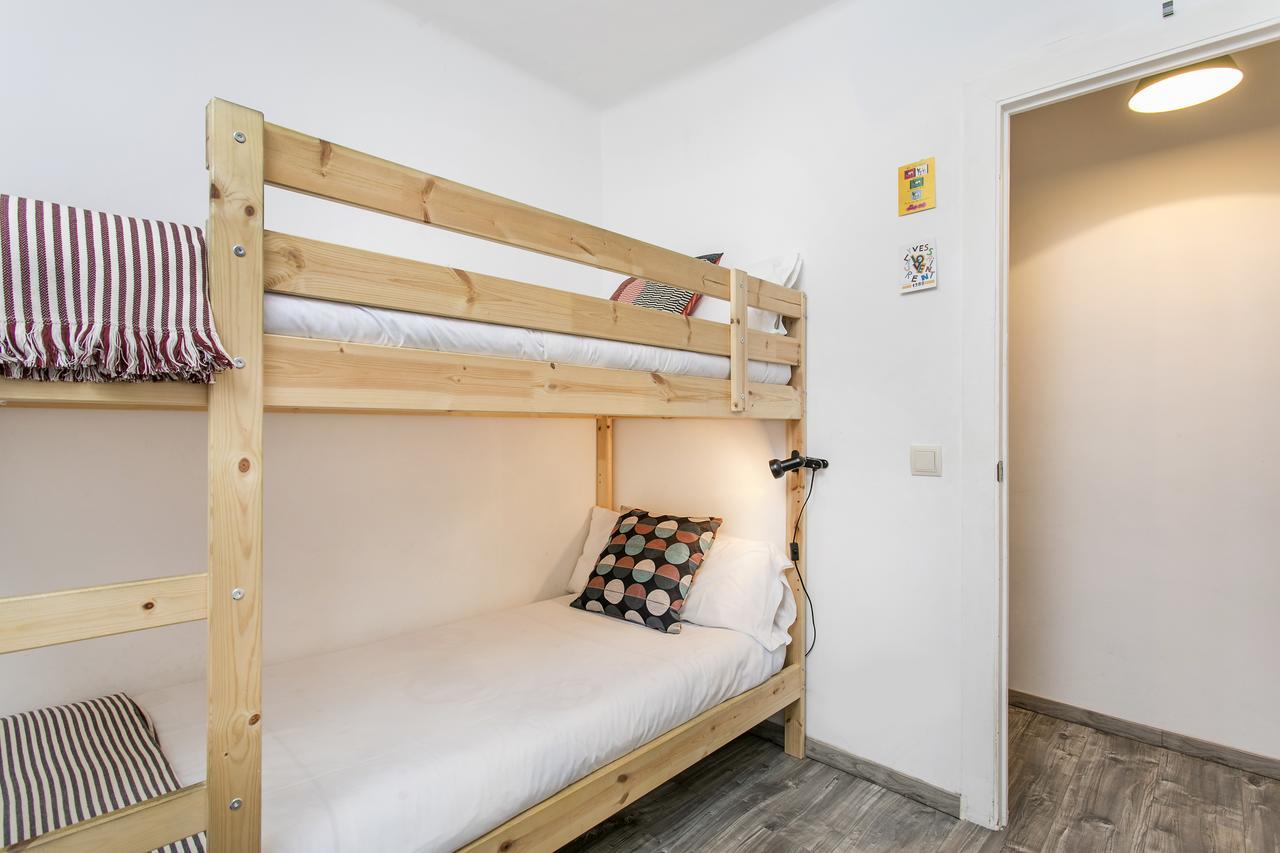 Apartamento Baba L’Hospitalet de Llobregat Exterior foto