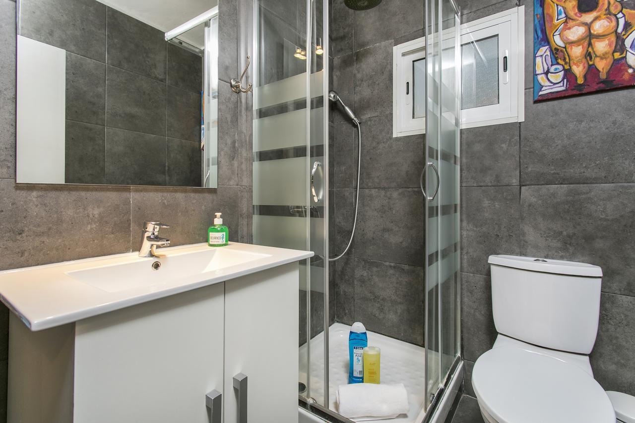 Apartamento Baba L’Hospitalet de Llobregat Exterior foto